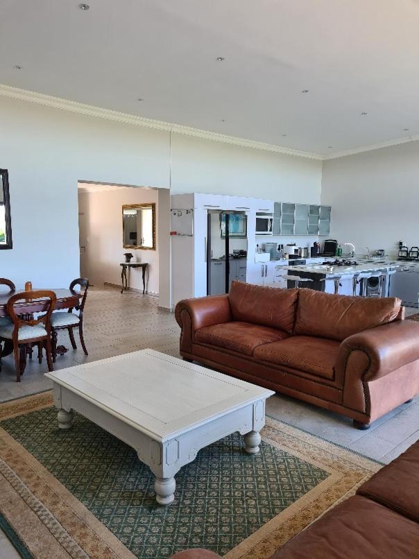 10 on Aquavista Addo River View Villa Colchester Esterno foto